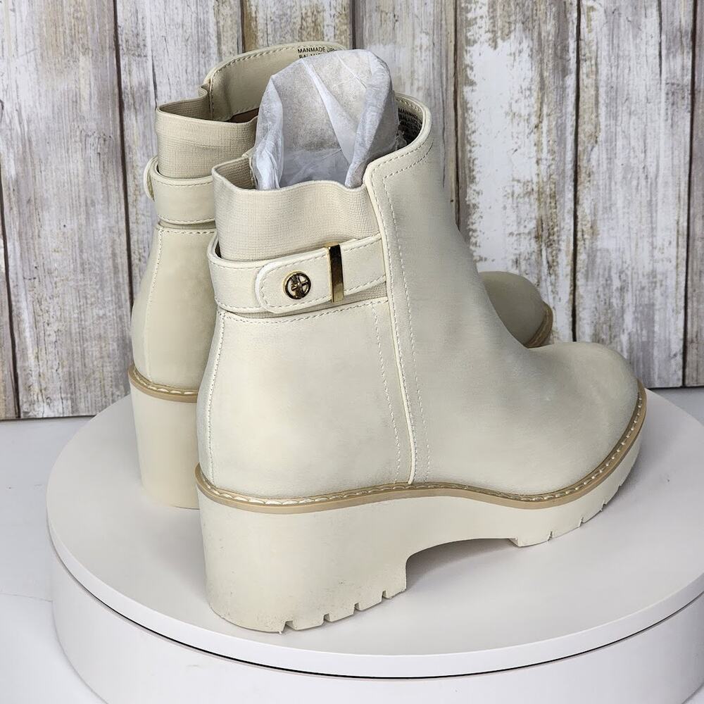 NEW - Giani Bernini Women's Vedaa Memory Foam Wedge Booties - Size 7.5 - Picture 3 of 10